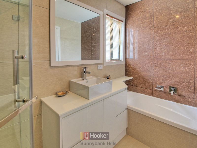 53 Doulton Street, Calamvale QLD 4116