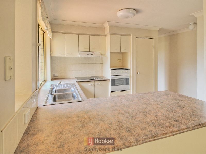 27 Springsure Street, Runcorn QLD 4113