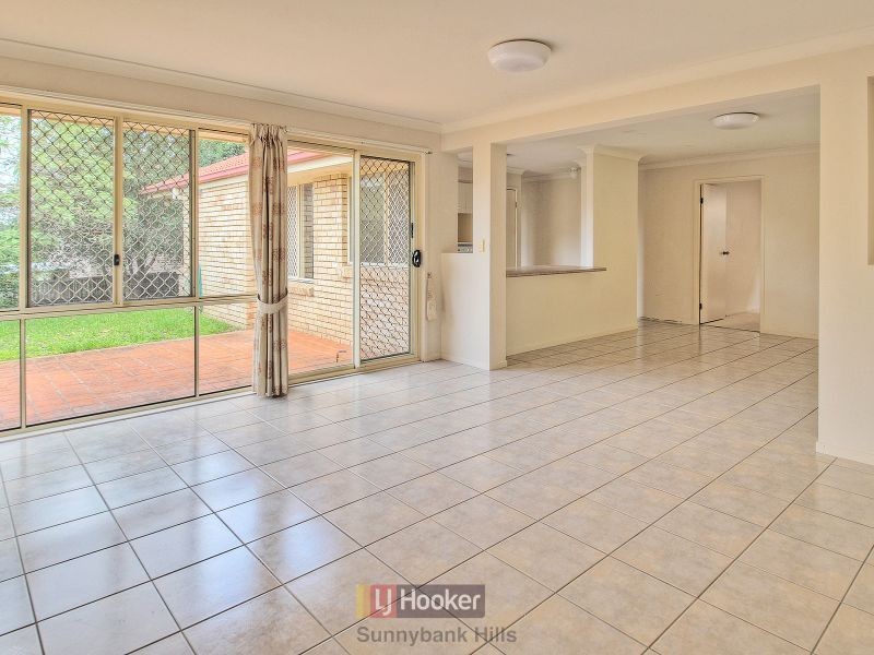 27 Springsure Street, Runcorn QLD 4113