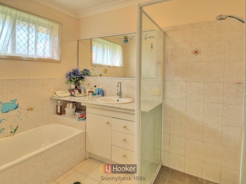11 Waldorf Place, Runcorn QLD 4113