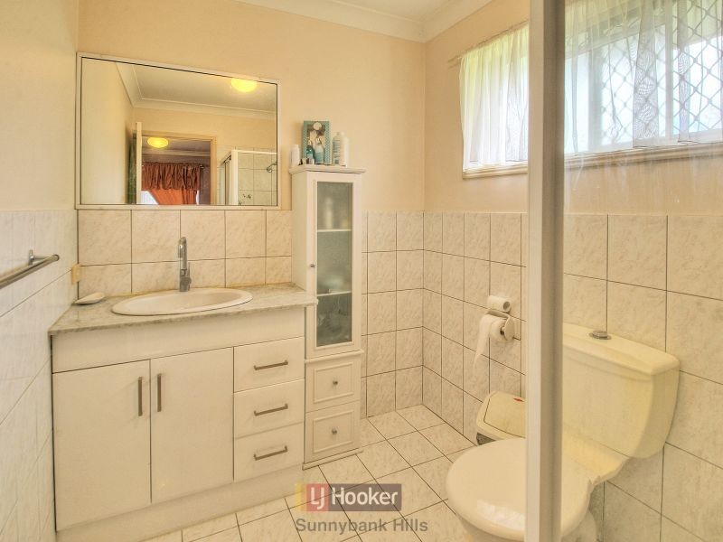 11 Waldorf Place, Runcorn QLD 4113