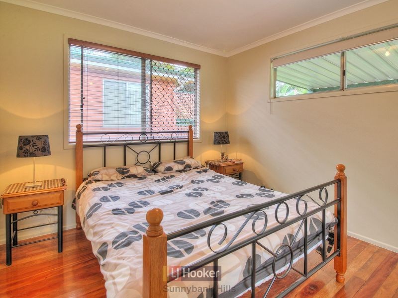 18 Cambus Street, Runcorn QLD 4113