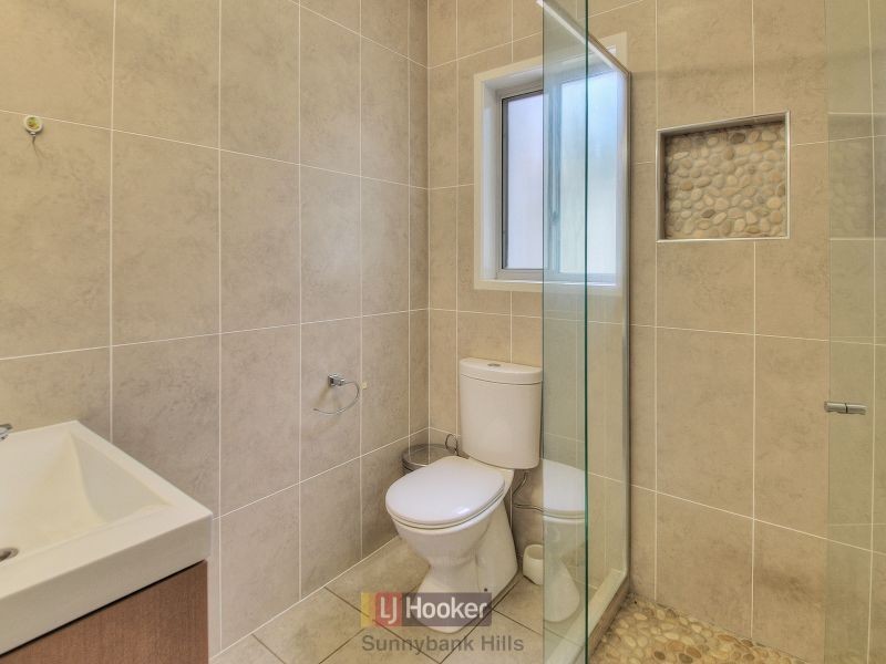 2 Fels Close, Eight Mile Plains QLD 4113