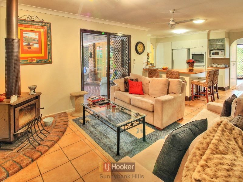 3 Coomera Court, Runcorn QLD 4113