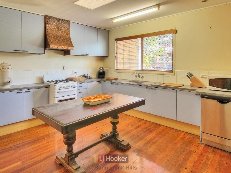 93 Valhalla Street, Sunnybank QLD 4109