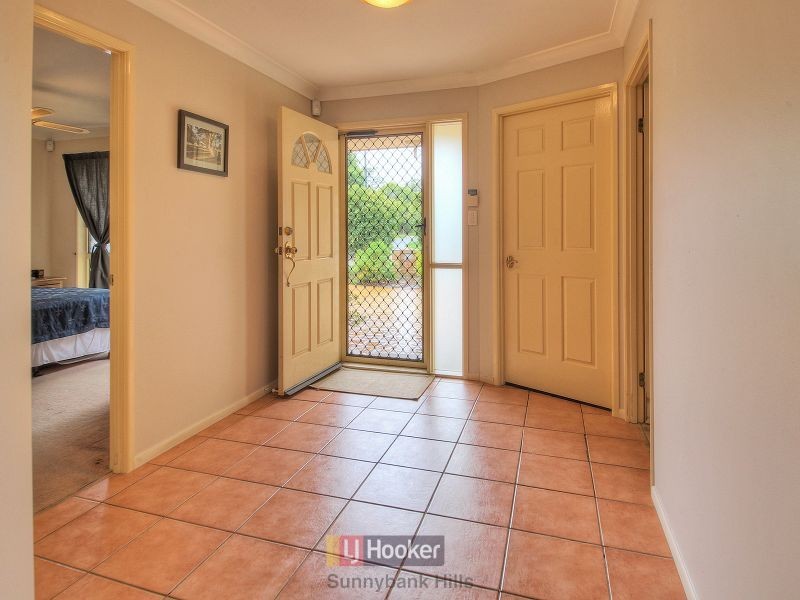 26 Macknish Crescent, Coopers Plains QLD 4108