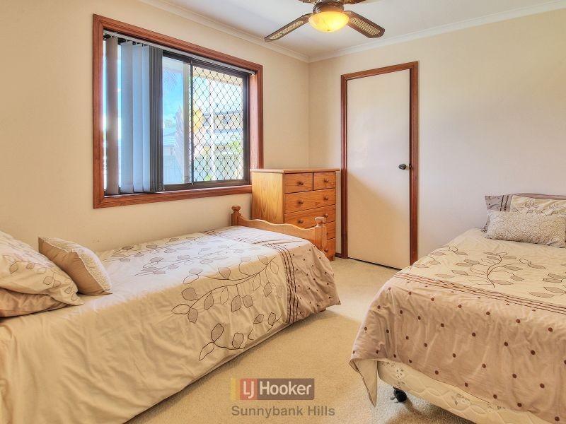 4 Pineneedle Place, Sunnybank Hills QLD 4109