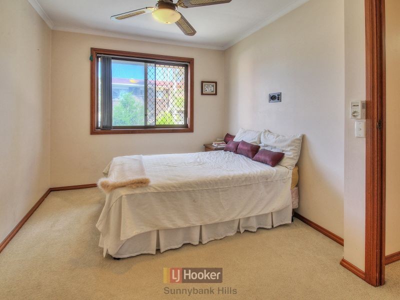 4 Pineneedle Place, Sunnybank Hills QLD 4109