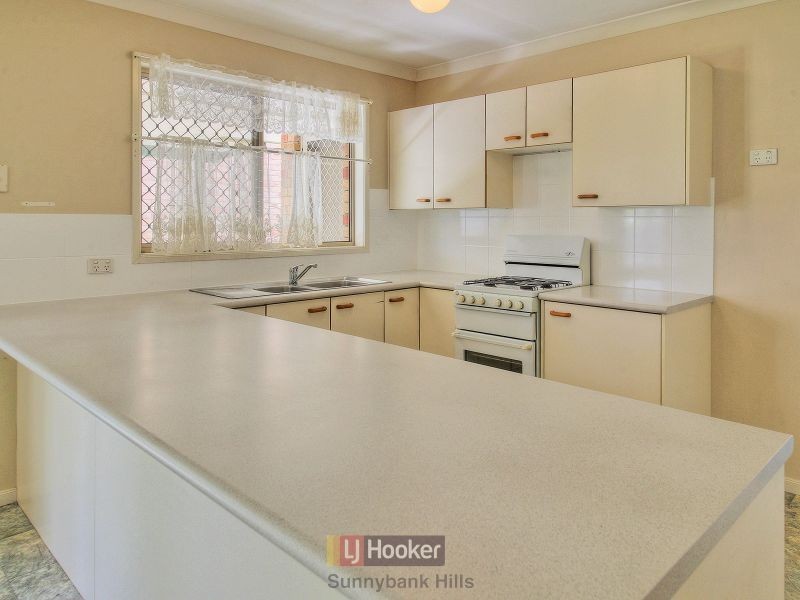 11 Wilshire Place, Runcorn QLD 4113