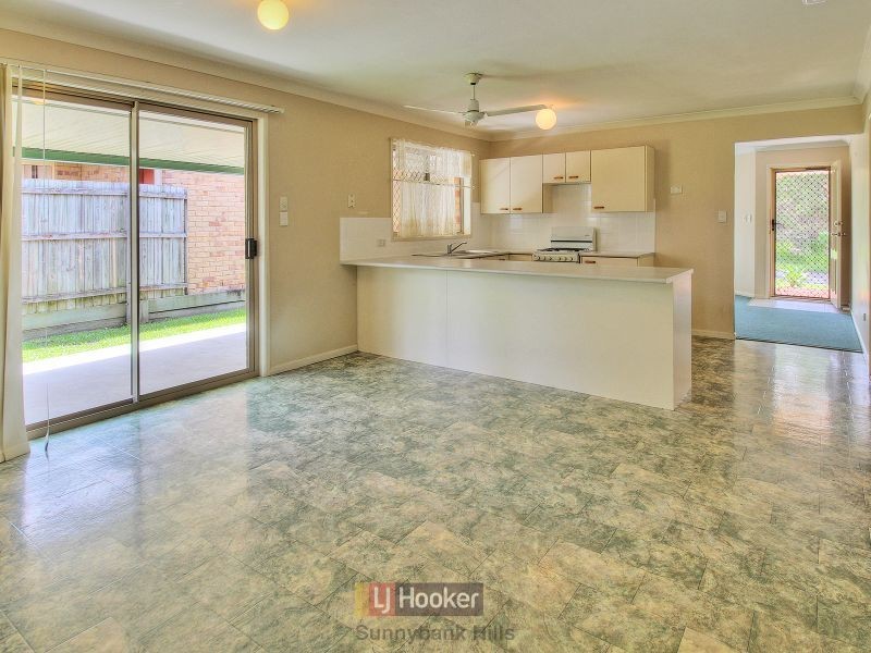 11 Wilshire Place, Runcorn QLD 4113