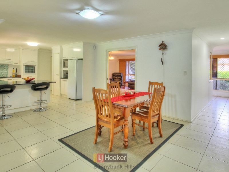 27 Hailey Place, Calamvale QLD 4116