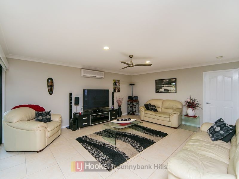 12 Finke Close, Parkinson QLD 4115