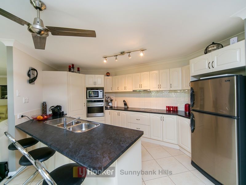 12 Finke Close, Parkinson QLD 4115