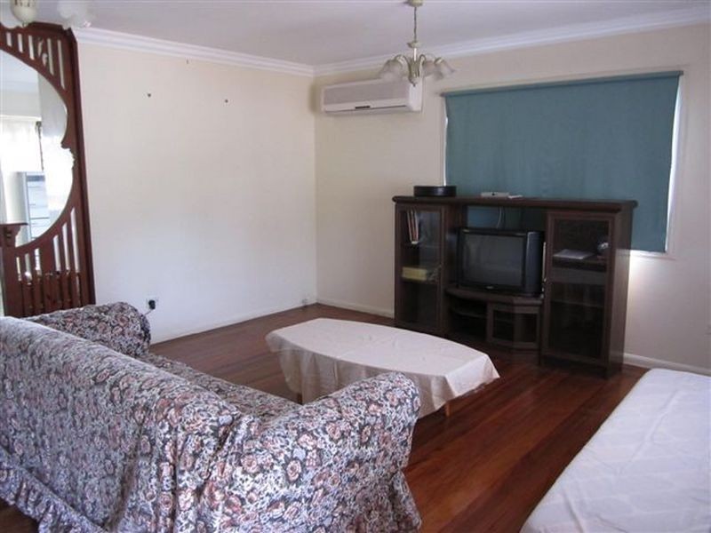 248 Mt Gravatt-Capalaba Road, Wishart QLD 4122