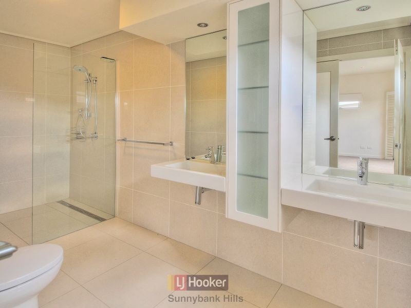 2/16 Adios Close, Sunnybank Hills QLD 4109