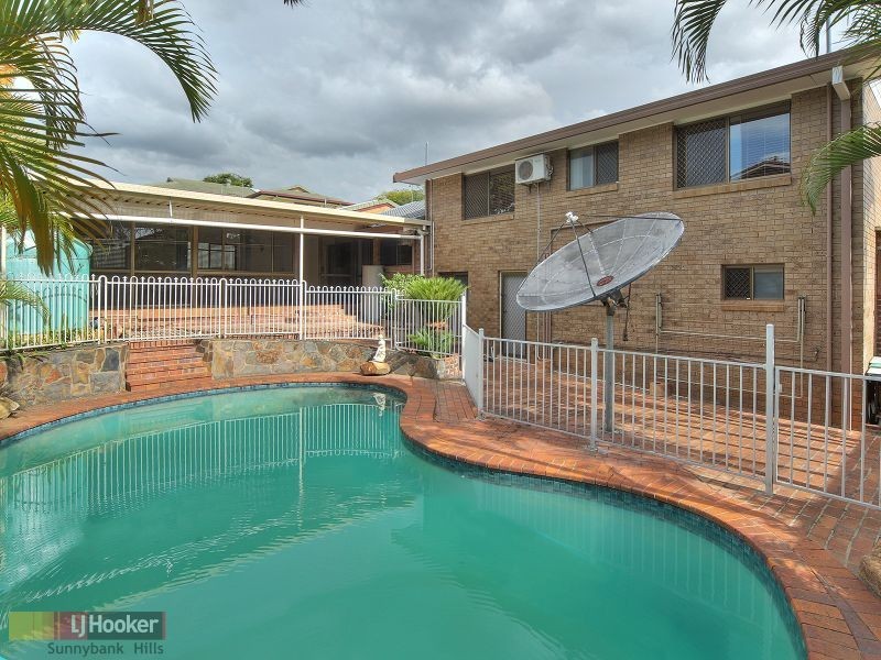 21 Bacchus Street, Robertson QLD 4109
