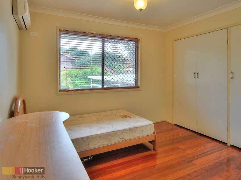 21 Bacchus Street, Robertson QLD 4109