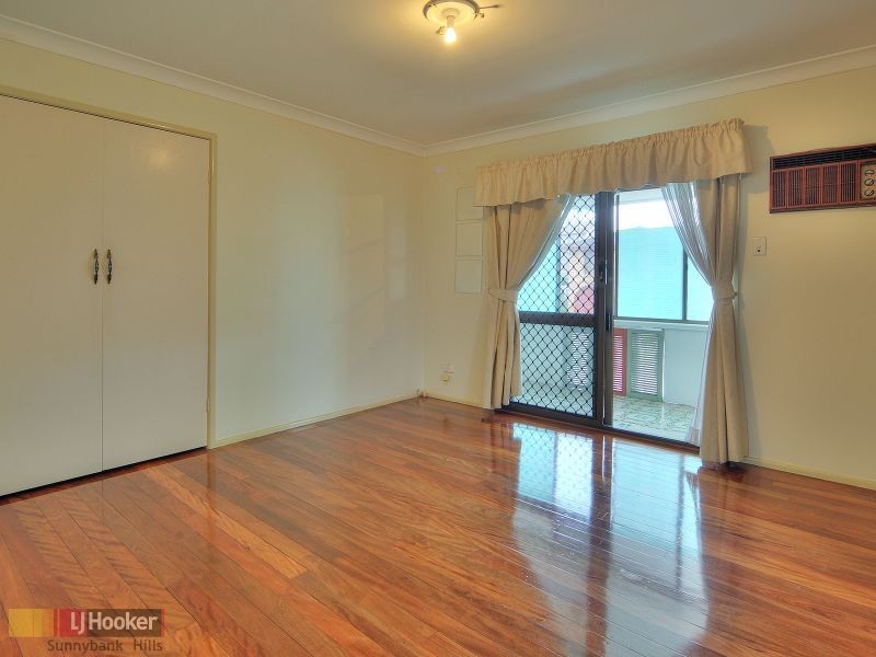 21 Bacchus Street, Robertson QLD 4109