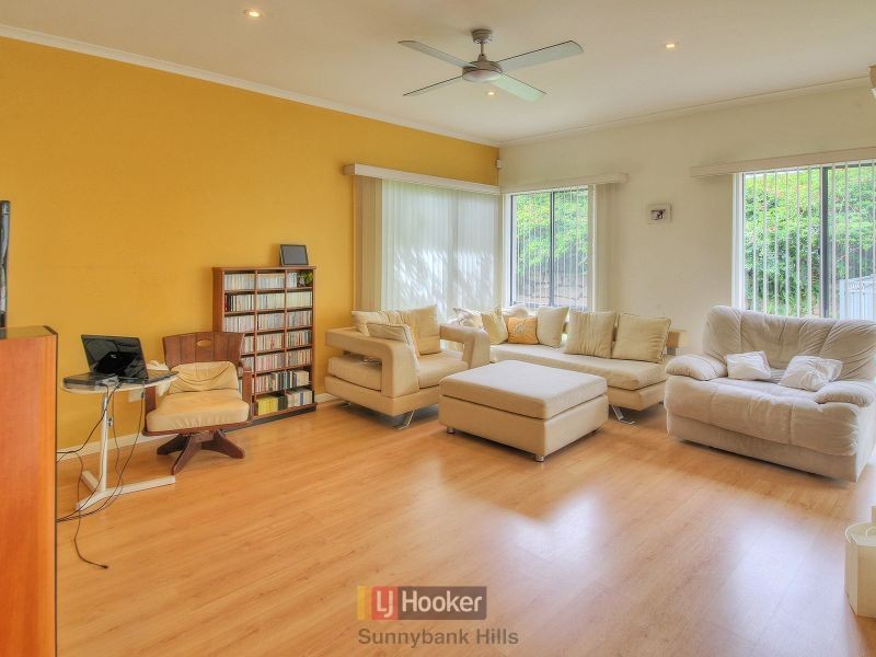 42 Rising Place, Kuraby QLD 4112