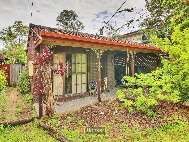 31 Longden Street, Coopers Plains QLD 4108