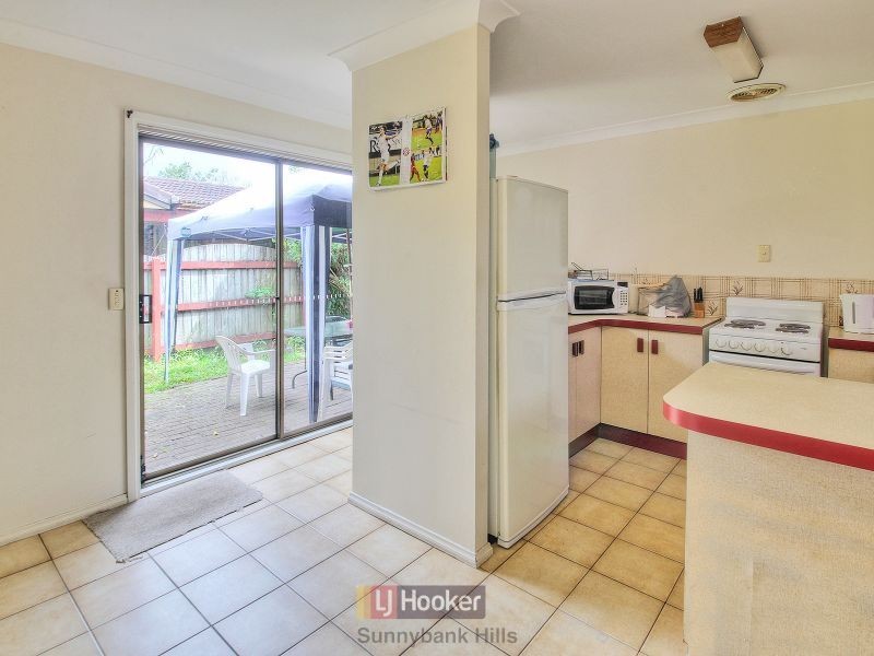 31 Longden Street, Coopers Plains QLD 4108