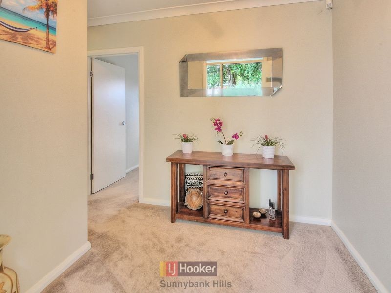 2 Nalbaugh Lane, Parkinson QLD 4115