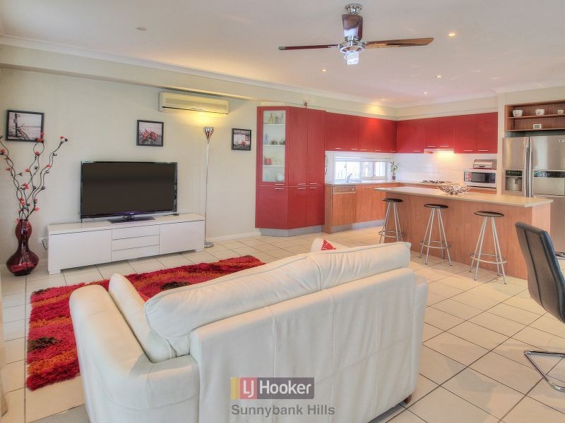 2 Nalbaugh Lane, Parkinson QLD 4115