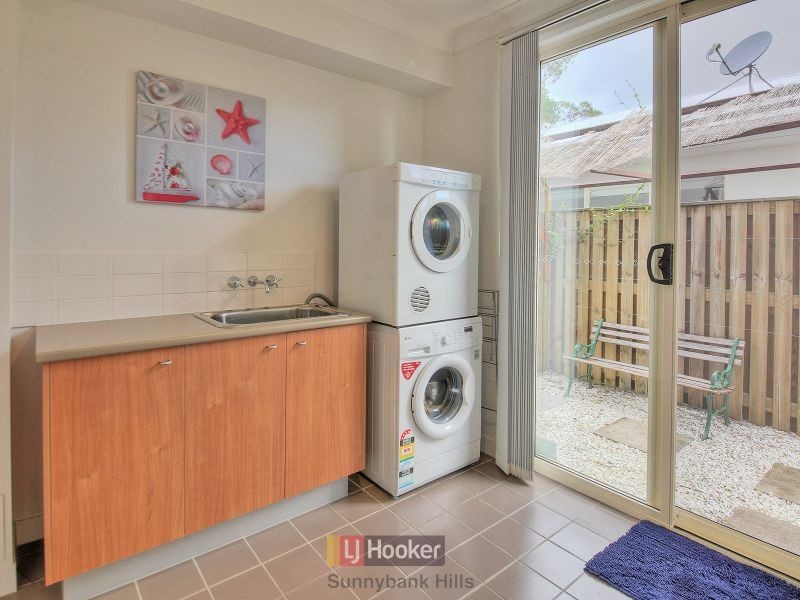 2 Nalbaugh Lane, Parkinson QLD 4115