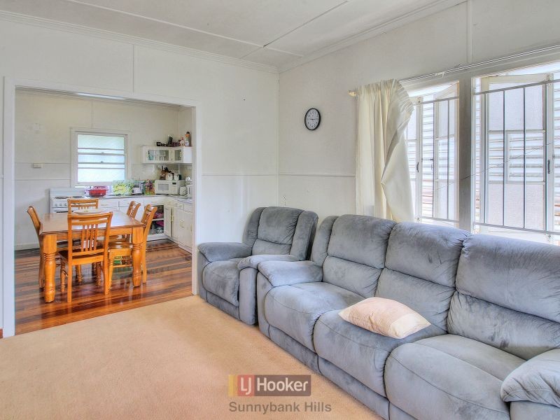 29 Cambridge Street, Carina Heights QLD 4152