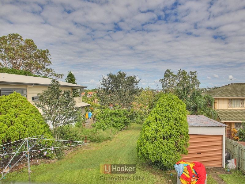 29 Cambridge Street, Carina Heights QLD 4152