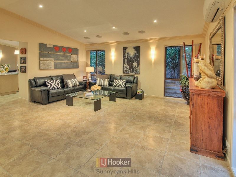 11 Gedas Street, Calamvale QLD 4116