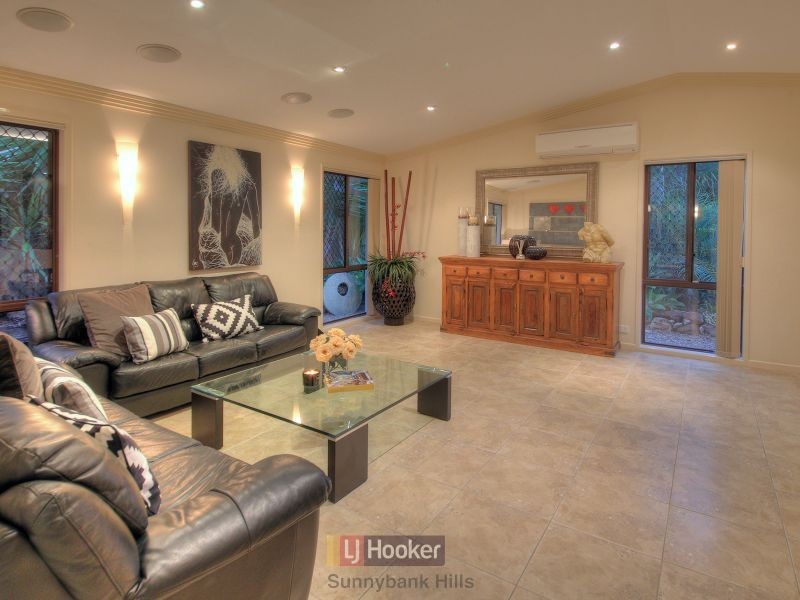 11 Gedas Street, Calamvale QLD 4116