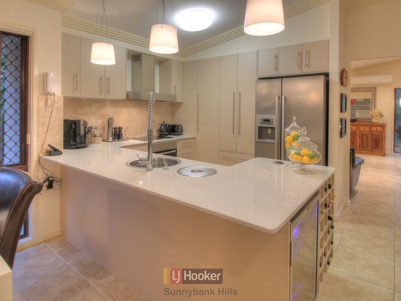 11 Gedas Street, Calamvale QLD 4116