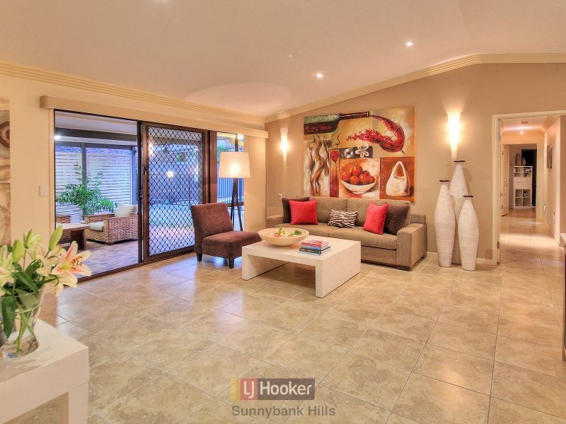 11 Gedas Street, Calamvale QLD 4116