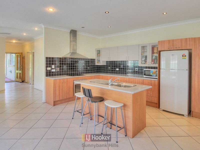 34 Ditton Road, Sunnybank Hills QLD 4109