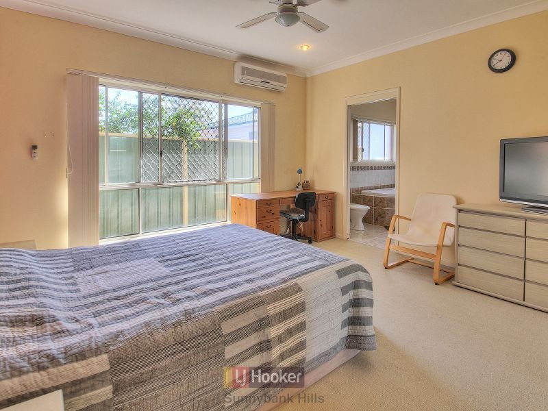 34 Ditton Road, Sunnybank Hills QLD 4109