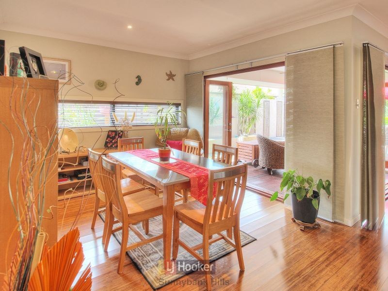 17 Larapinta Circuit, Parkinson QLD 4115