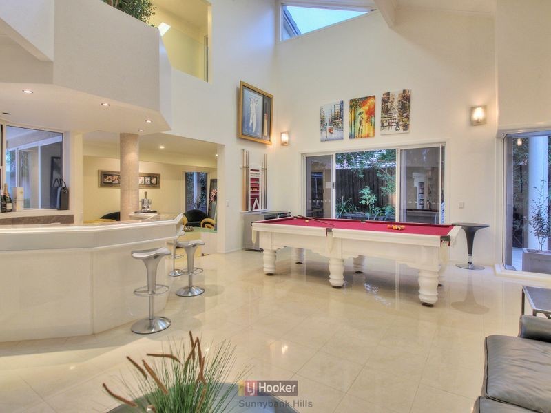 2 Wills Place, Macgregor QLD 4109