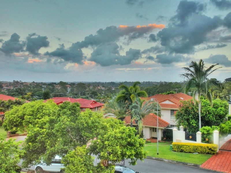 2 Wills Place, Macgregor QLD 4109