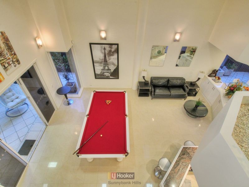 2 Wills Place, Macgregor QLD 4109