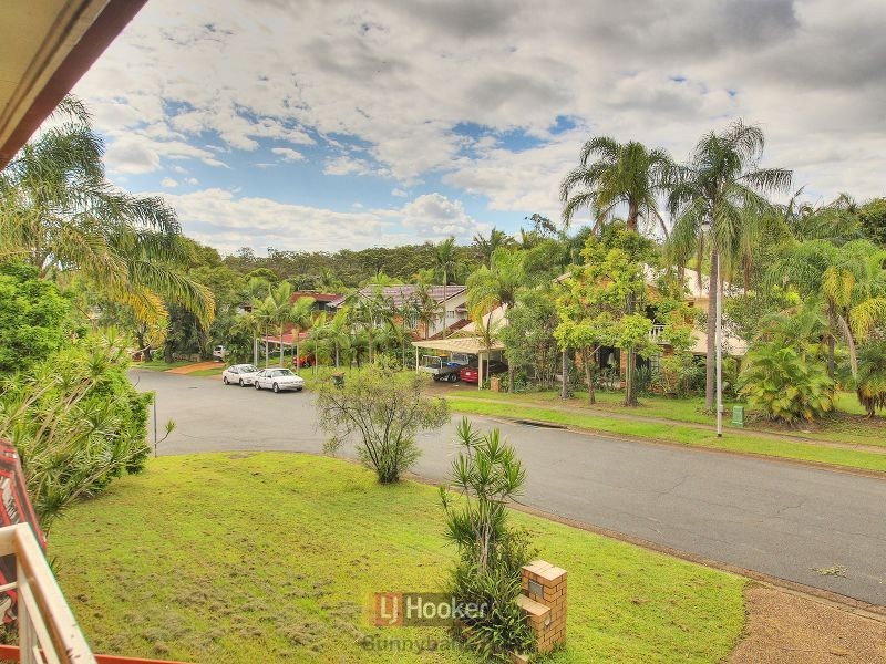 2 Warrington Street, Robertson QLD 4109