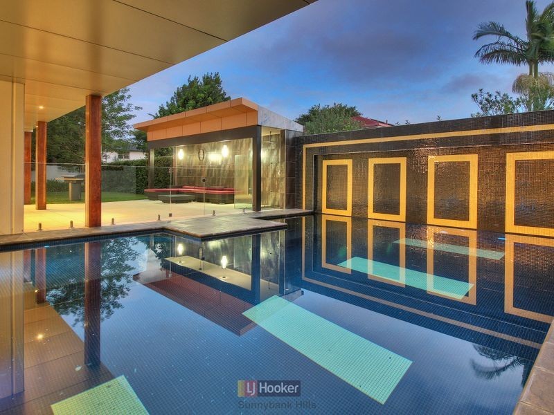 759 Musgrave Road, Robertson QLD 4109