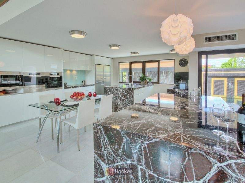 759 Musgrave Road, Robertson QLD 4109