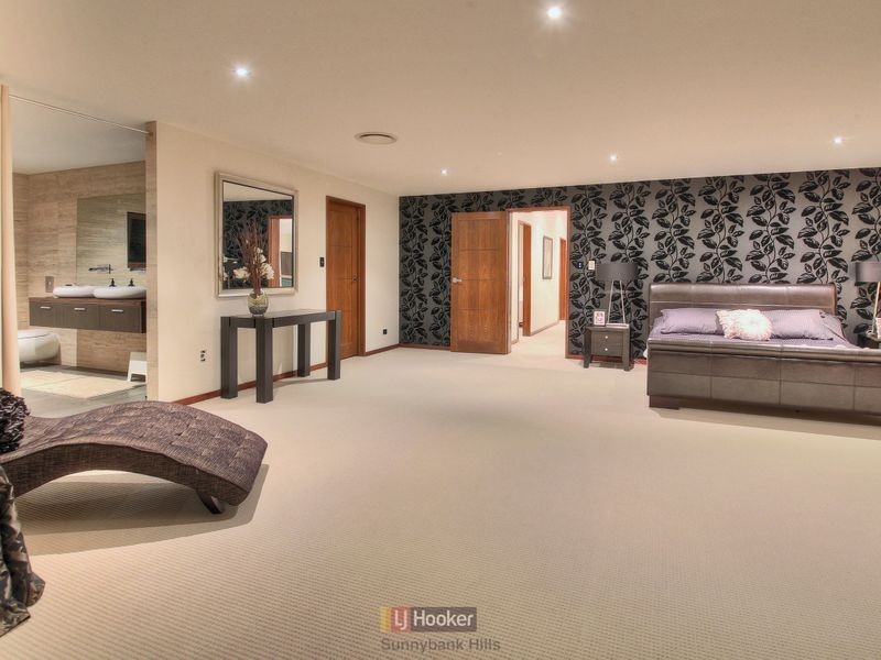 759 Musgrave Road, Robertson QLD 4109