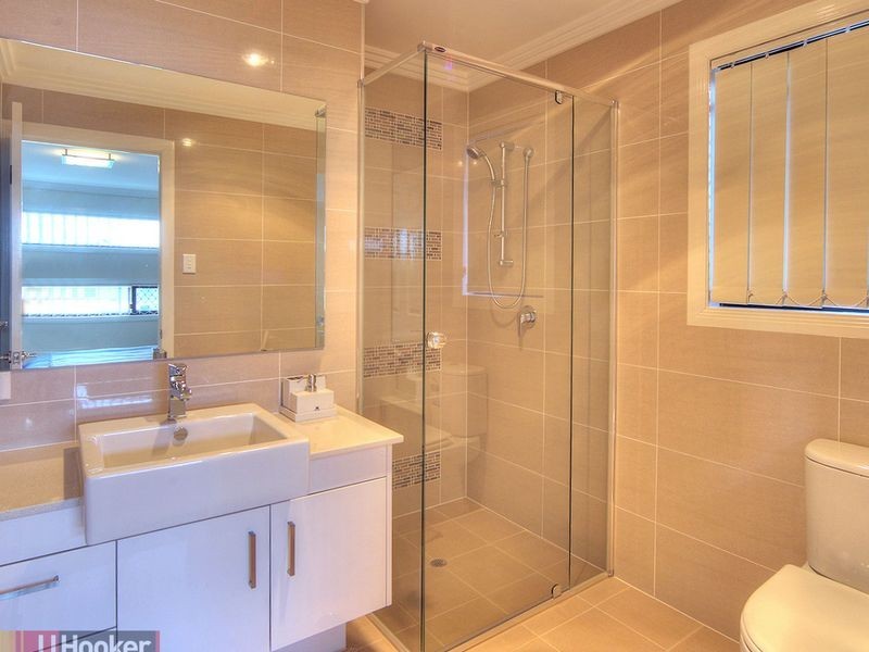 30 Walker Circuit, Eight Mile Plains QLD 4113