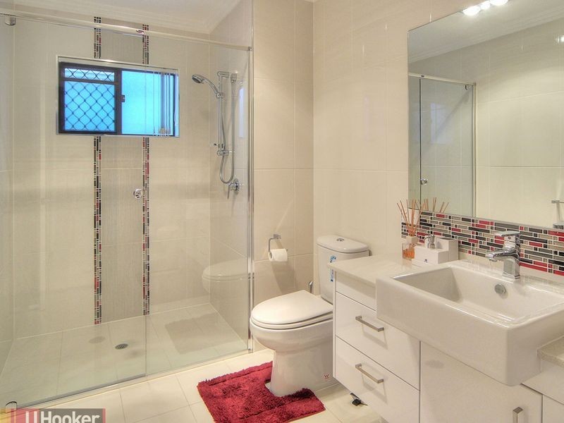 30 Walker Circuit, Eight Mile Plains QLD 4113