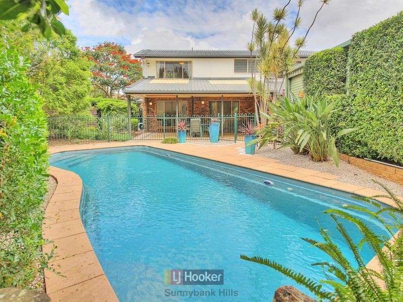 10 Cottonwood Crescent, Calamvale QLD 4116