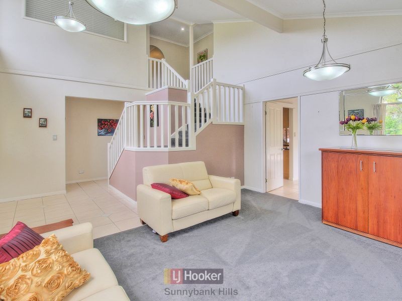 10 Cottonwood Crescent, Calamvale QLD 4116