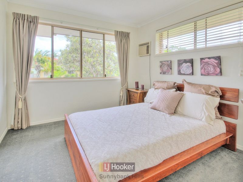 10 Cottonwood Crescent, Calamvale QLD 4116