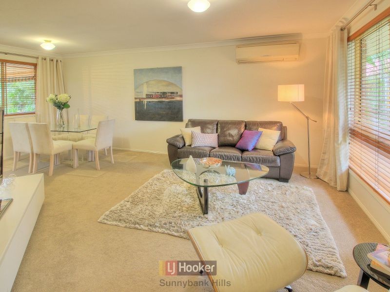 17 Stirling Street, Sunnybank Hills QLD 4109